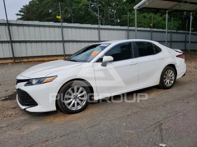2020 Toyota CAMRY photo