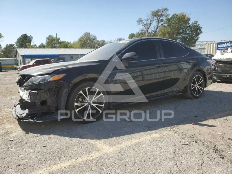 2020 Toyota CAMRY photo