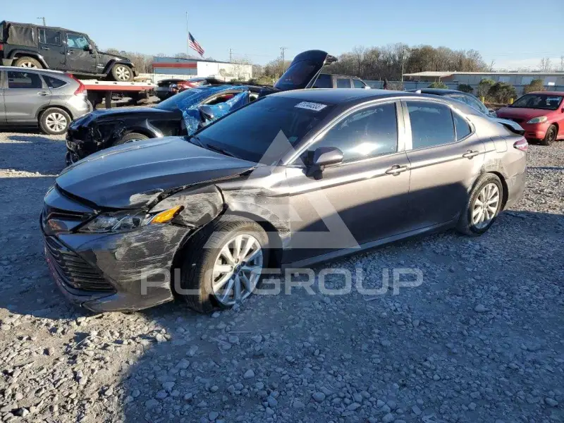 2020 Toyota CAMRY фото