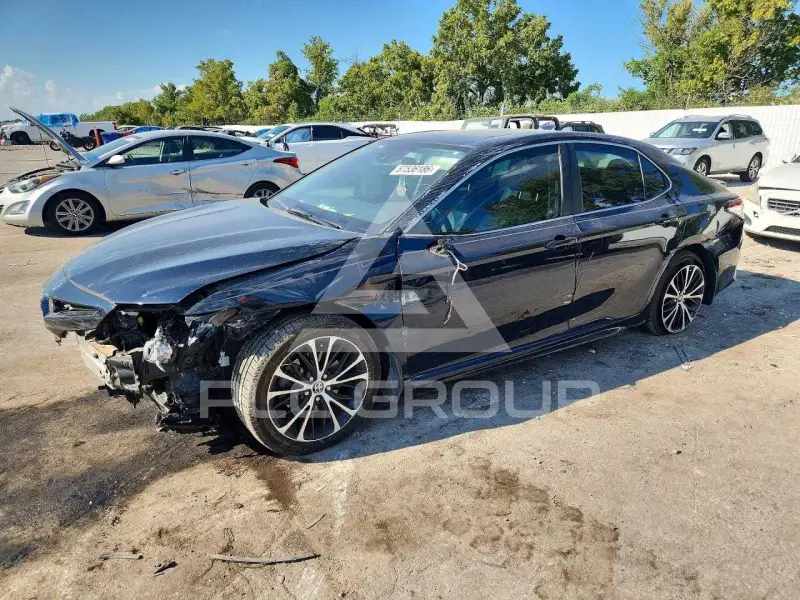 2020 Toyota CAMRY фото