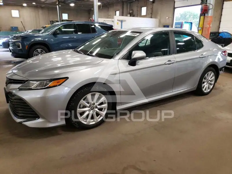 2020 Toyota CAMRY photo
