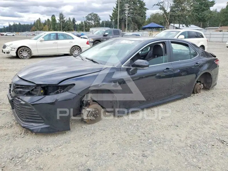 2020 Toyota CAMRY photo