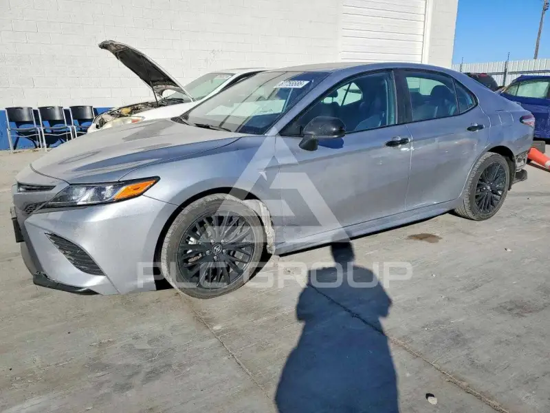 2020 Toyota CAMRY фото