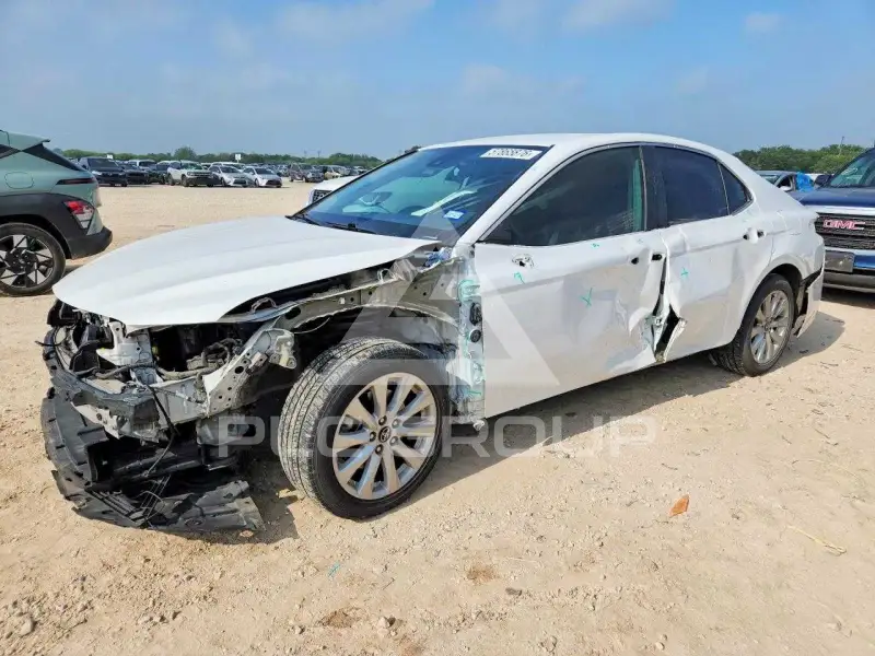 2020 Toyota CAMRY фото