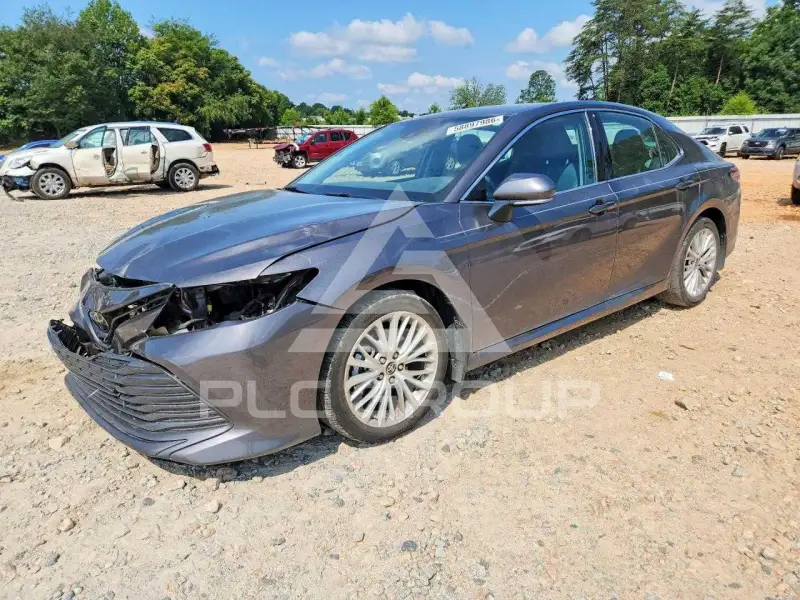 2020 Toyota CAMRY photo