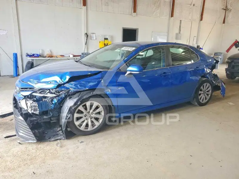2020 Toyota CAMRY фото