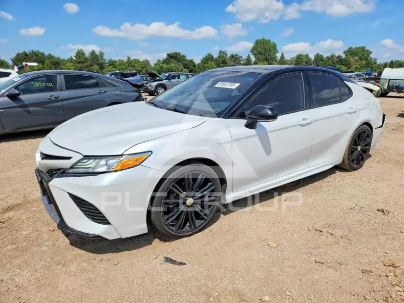 2020 Toyota CAMRY photo