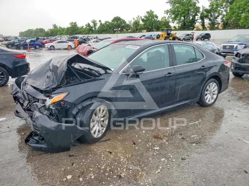 2020 Toyota CAMRY фото