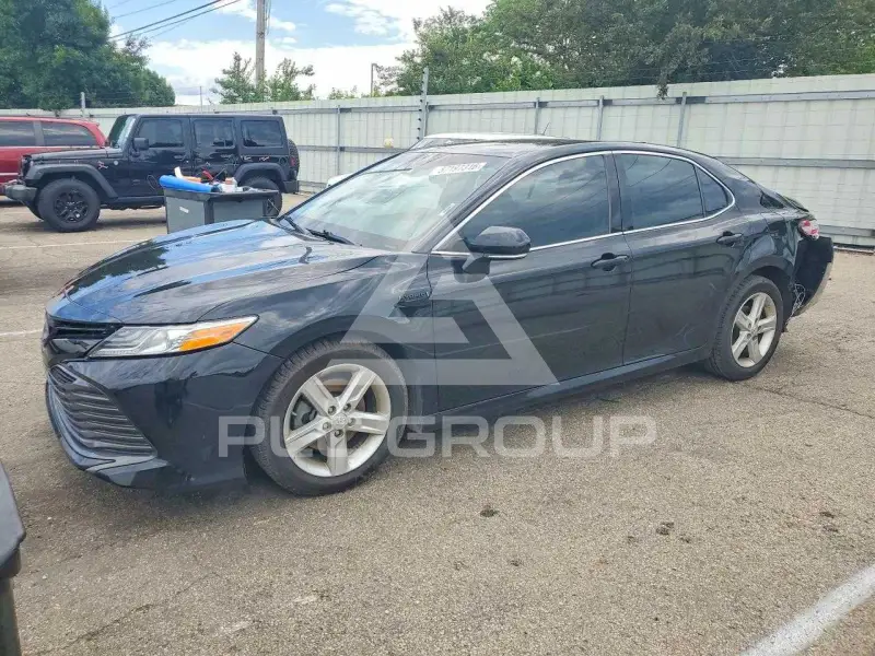 2020 Toyota CAMRY фото