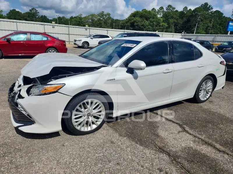 2020 Toyota CAMRY фото