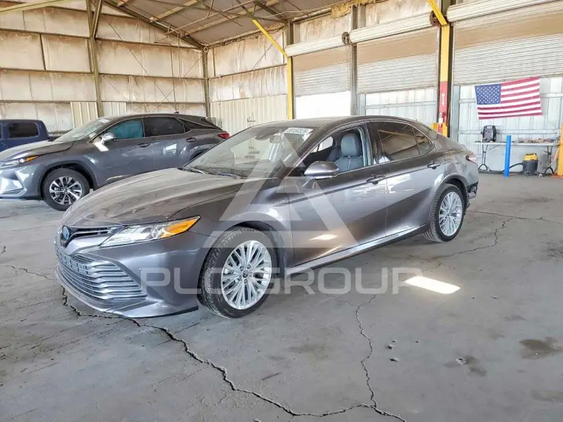2020 Toyota CAMRY фото