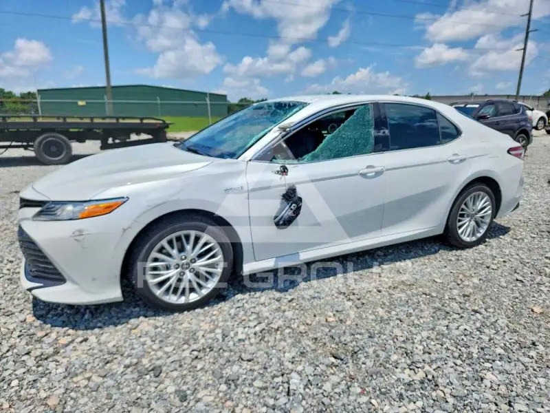 2020 Toyota CAMRY фото