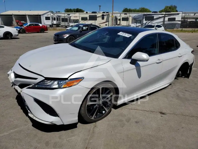2020 Toyota CAMRY фото