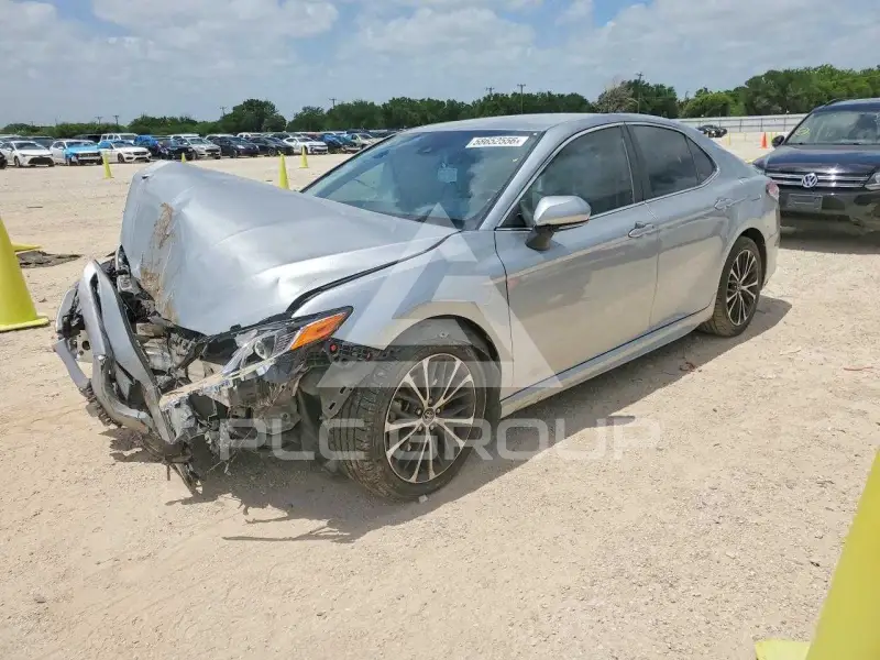 2020 Toyota CAMRY фото