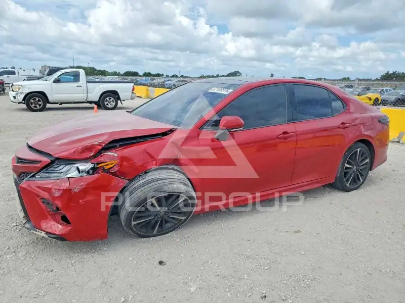 2020 Toyota CAMRY photo