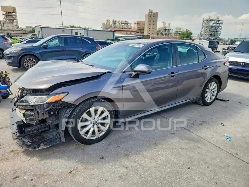 2020 Toyota CAMRY фото