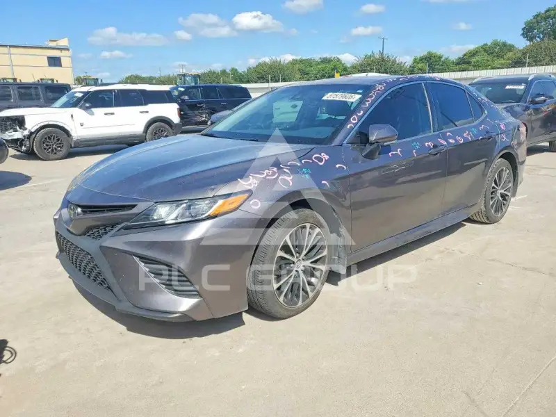 2020 Toyota CAMRY фото