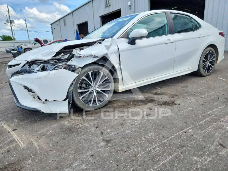 2020 Toyota CAMRY фото