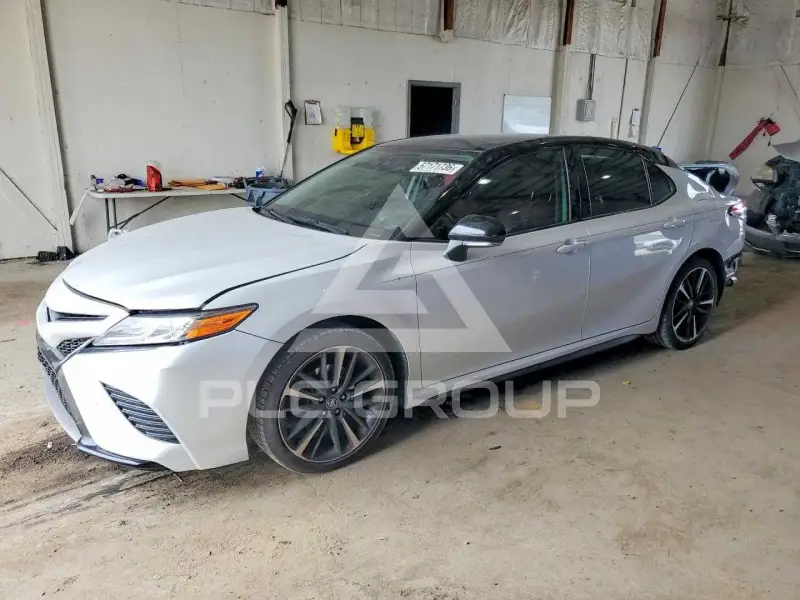 2020 Toyota CAMRY фото