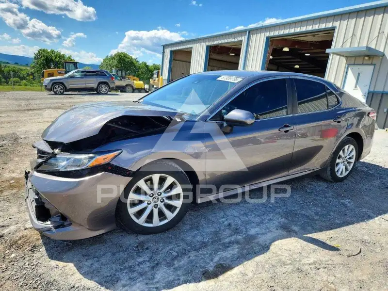 2020 Toyota CAMRY photo