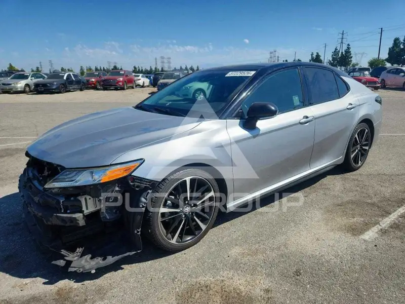 2020 Toyota CAMRY фото