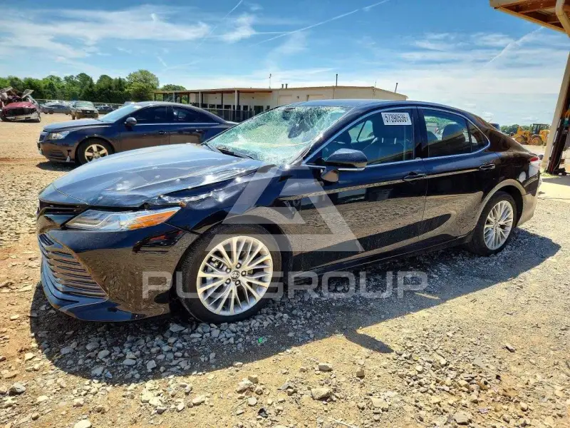 2020 Toyota CAMRY photo