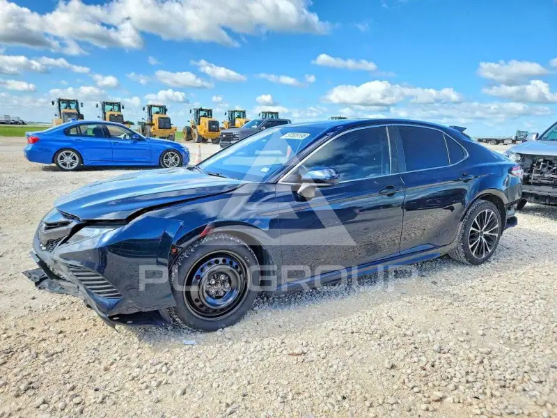 2020 Toyota CAMRY фото