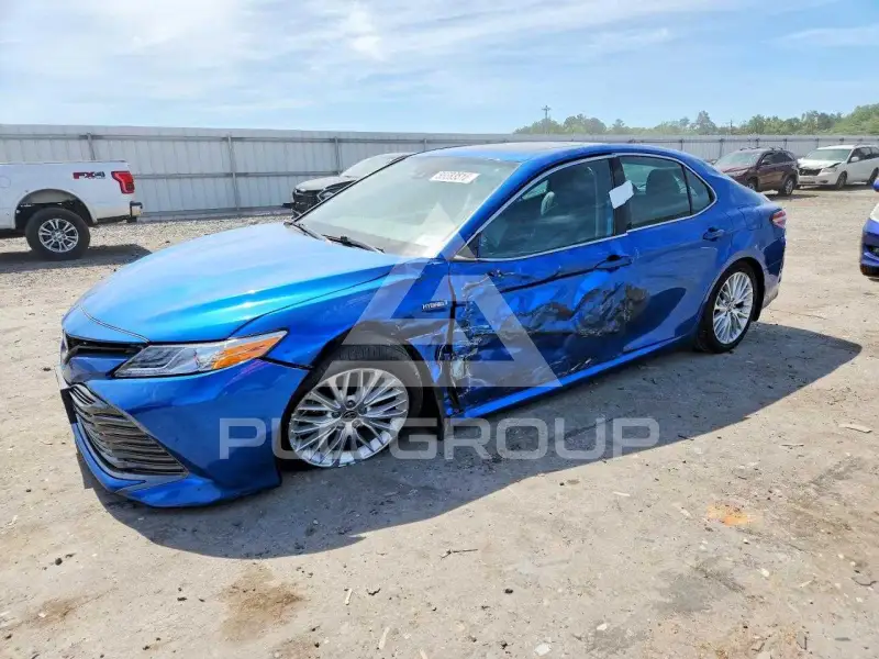 2020 Toyota CAMRY фото