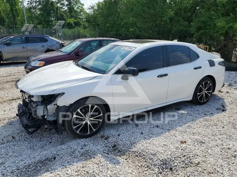 2020 Toyota CAMRY фото