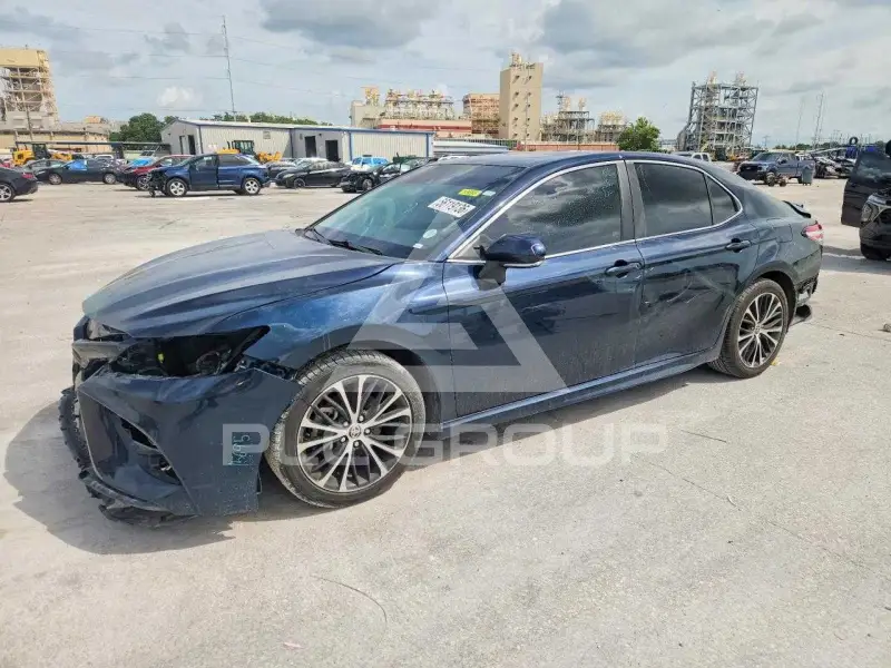 2020 Toyota CAMRY фото