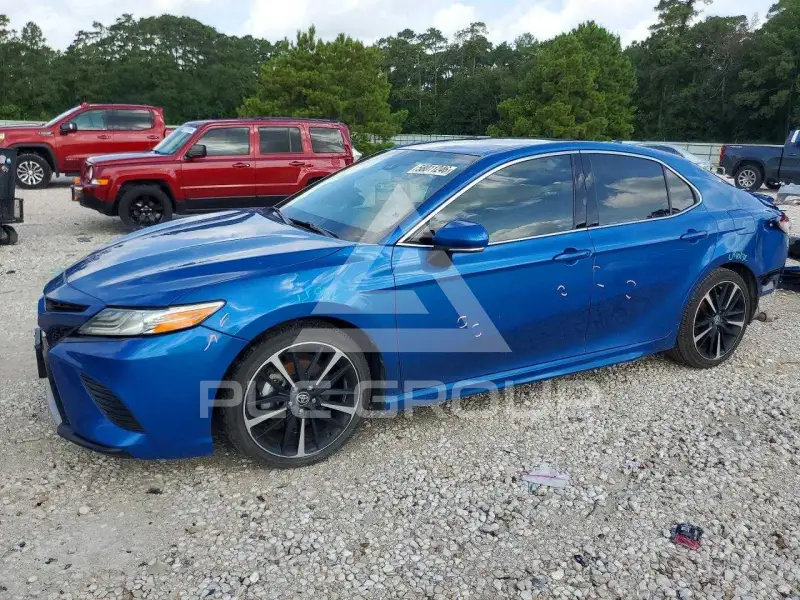 2020 Toyota CAMRY фото