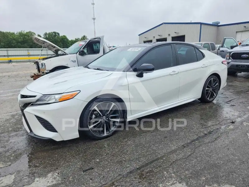 2020 Toyota CAMRY photo