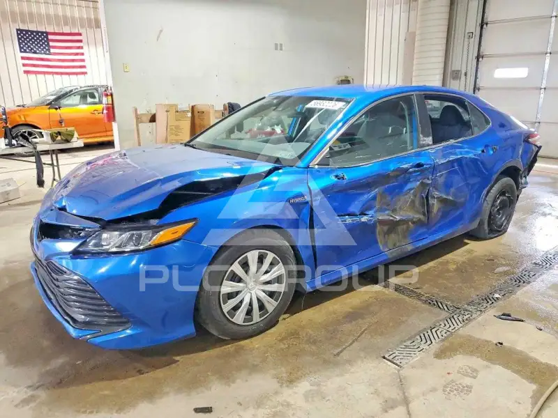 2020 Toyota CAMRY фото
