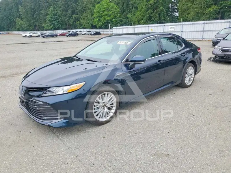 2020 Toyota CAMRY фото