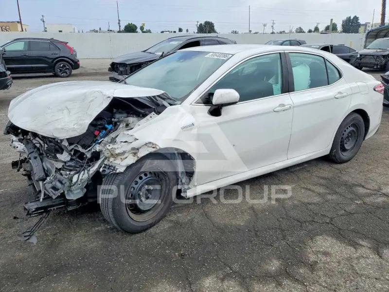 2020 Toyota CAMRY фото