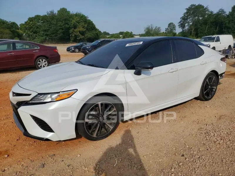 2020 Toyota CAMRY фото