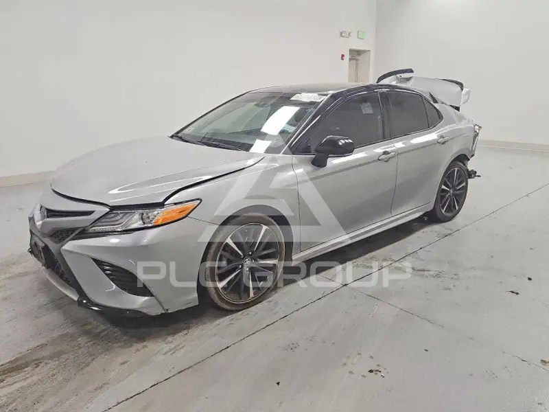 2020 Toyota CAMRY фото