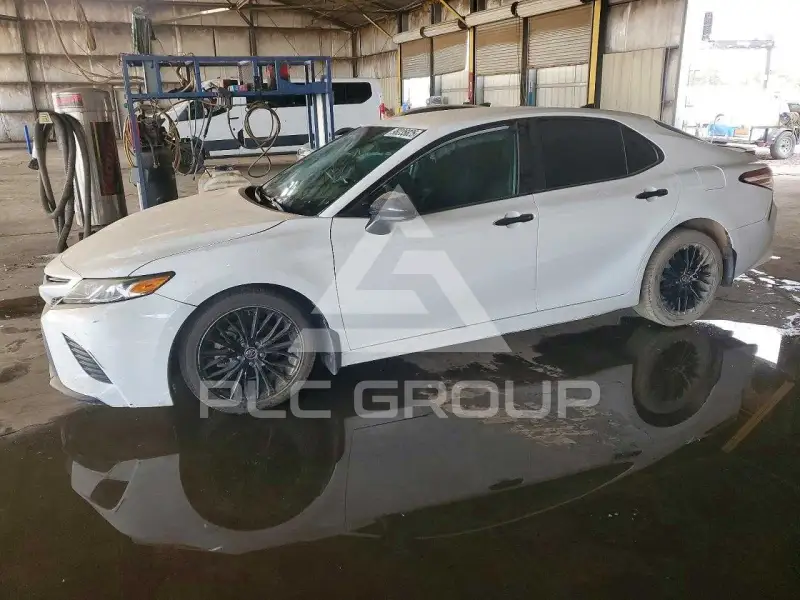 2020 Toyota CAMRY фото