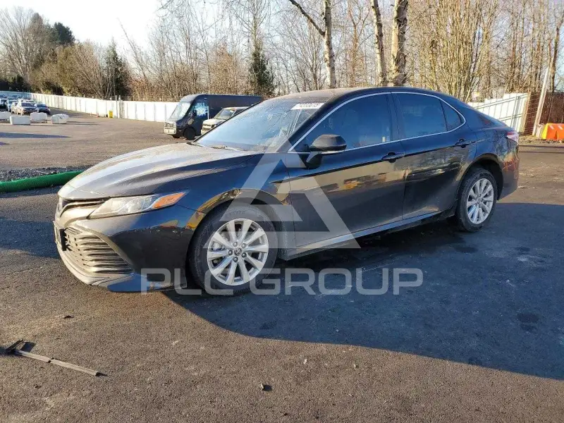 2020 Toyota CAMRY фото