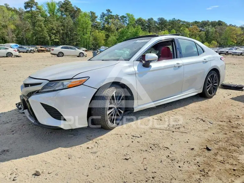 2020 Toyota CAMRY фото