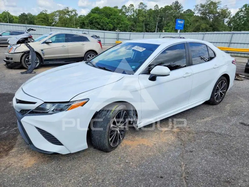 2020 Toyota CAMRY фото