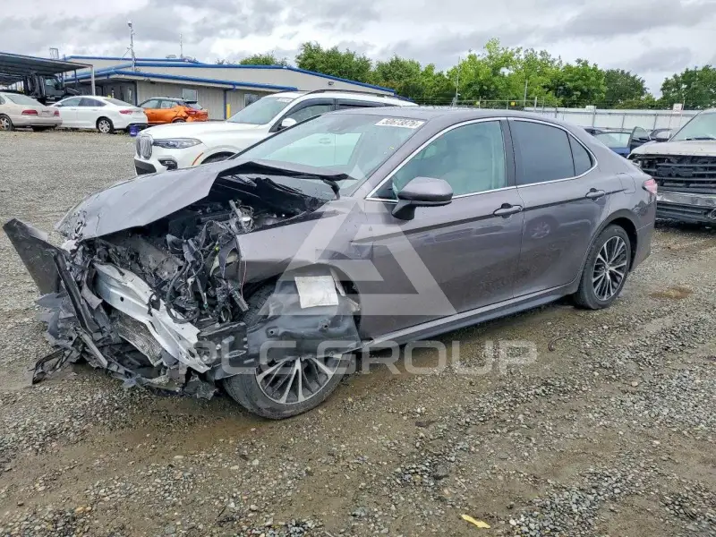 2020 Toyota CAMRY фото