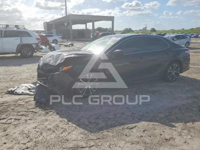 2020 Toyota CAMRY photo