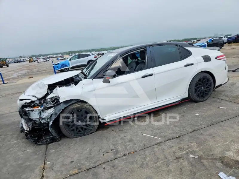 2020 Toyota CAMRY фото