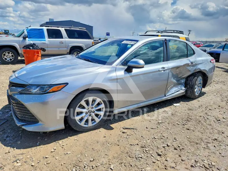 2020 Toyota CAMRY фото