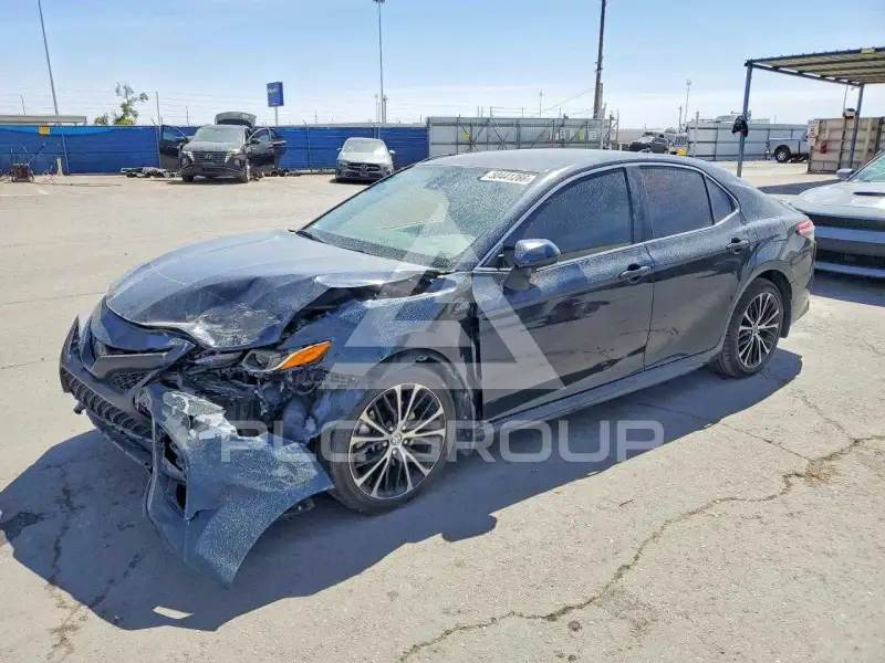 2020 Toyota CAMRY фото