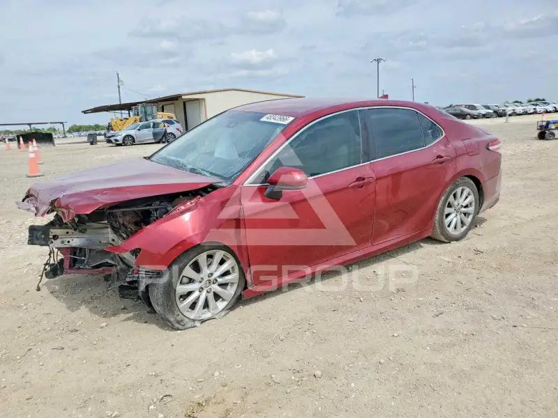 2020 Toyota CAMRY photo