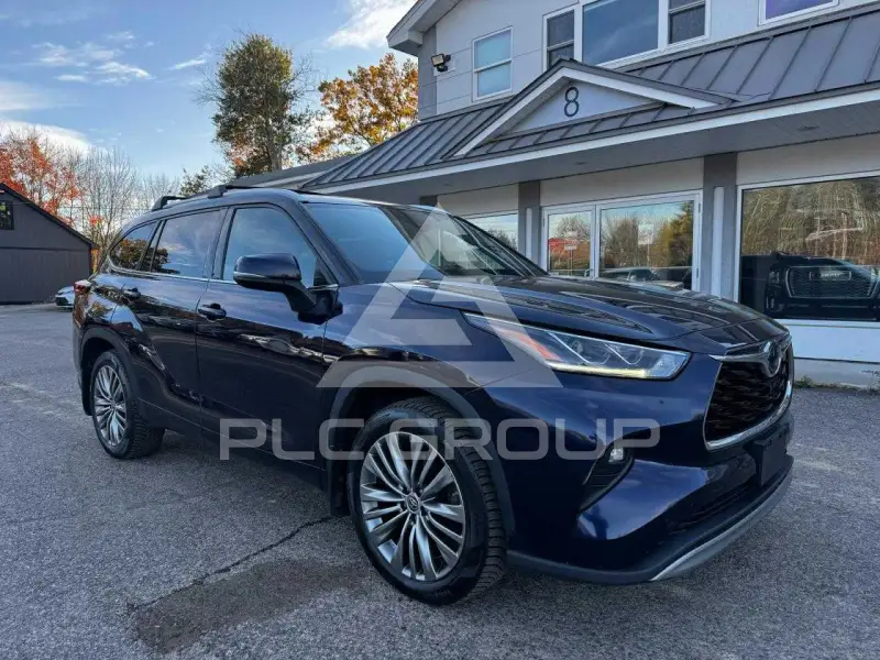 2020 Toyota Highlander photo