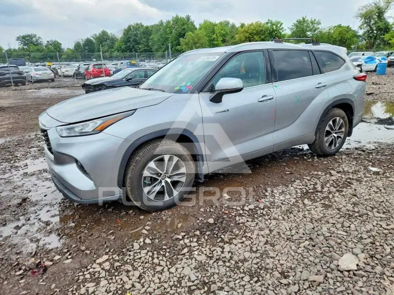2020 Toyota Highlander фото