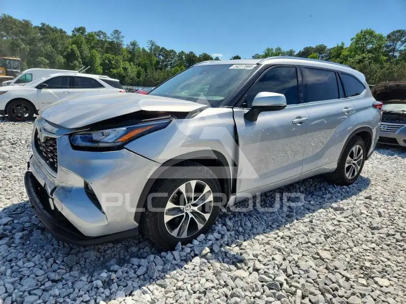 2020 Toyota Highlander фото